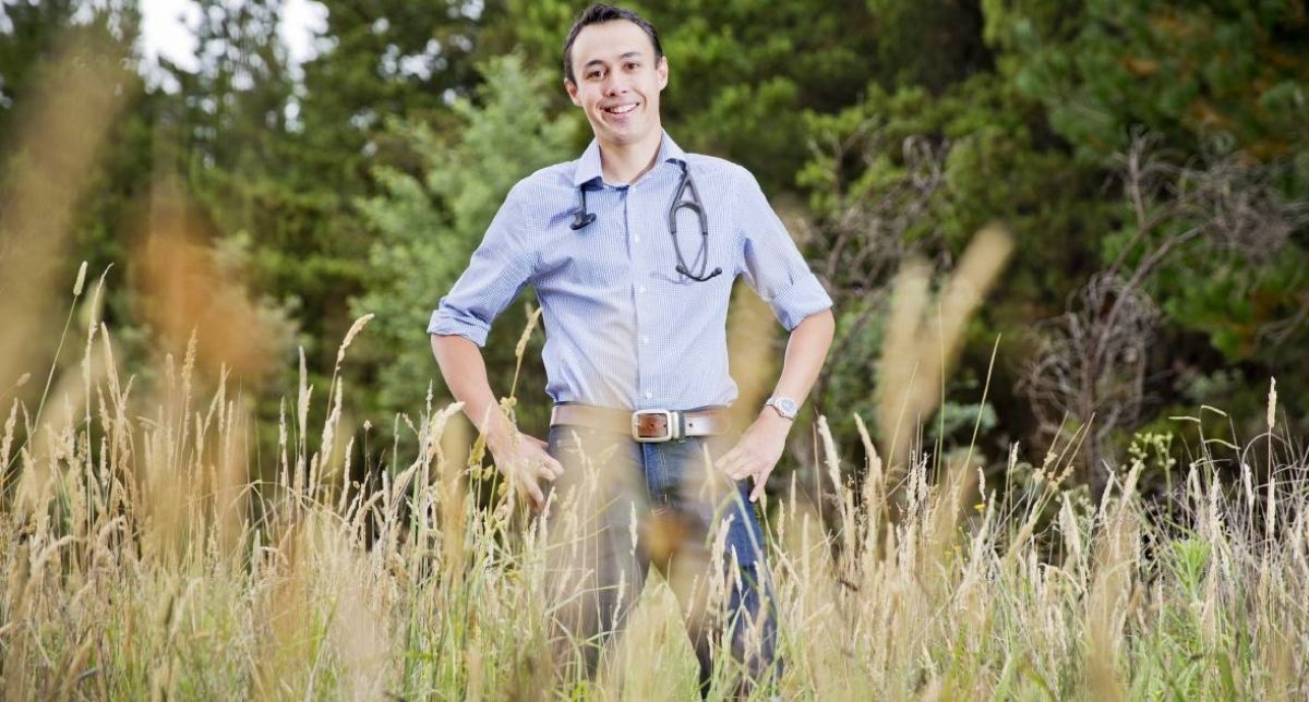 Dr Shannon Nott receives NSW Health Award for his dedication to rural ...